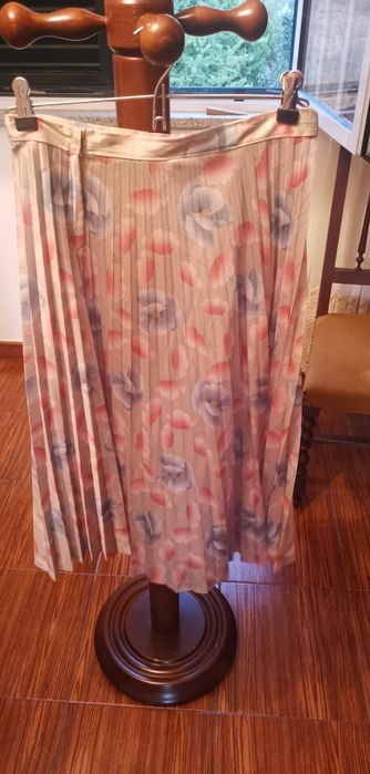 Saias. alguns modelos únicos