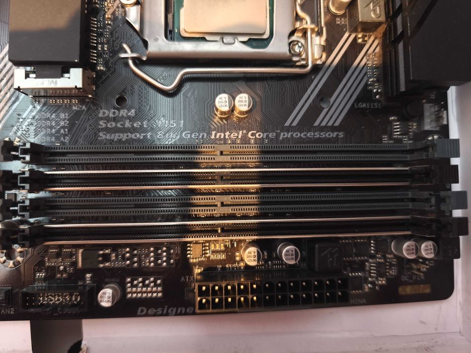 Płyta Gigabyte Z390 Gaming X + Intel i5‑9400 LGA1151 DDR4 sprawne