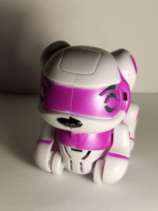 Робот- песик на колесиках. Польща. Оригінал. Працює на батарейках.