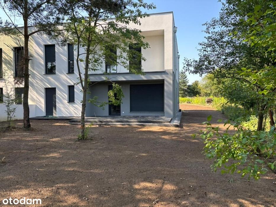 Dom z płaskim dachem bez PCC stan surowy zamknięty