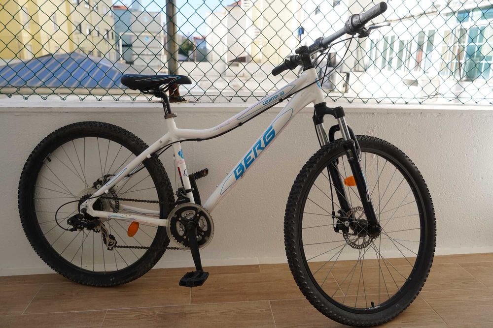 Bicicleta BTT Berg Country 30 Aro 27.5 c/ Kit Shimano