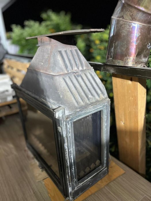 Lareira de duas faces