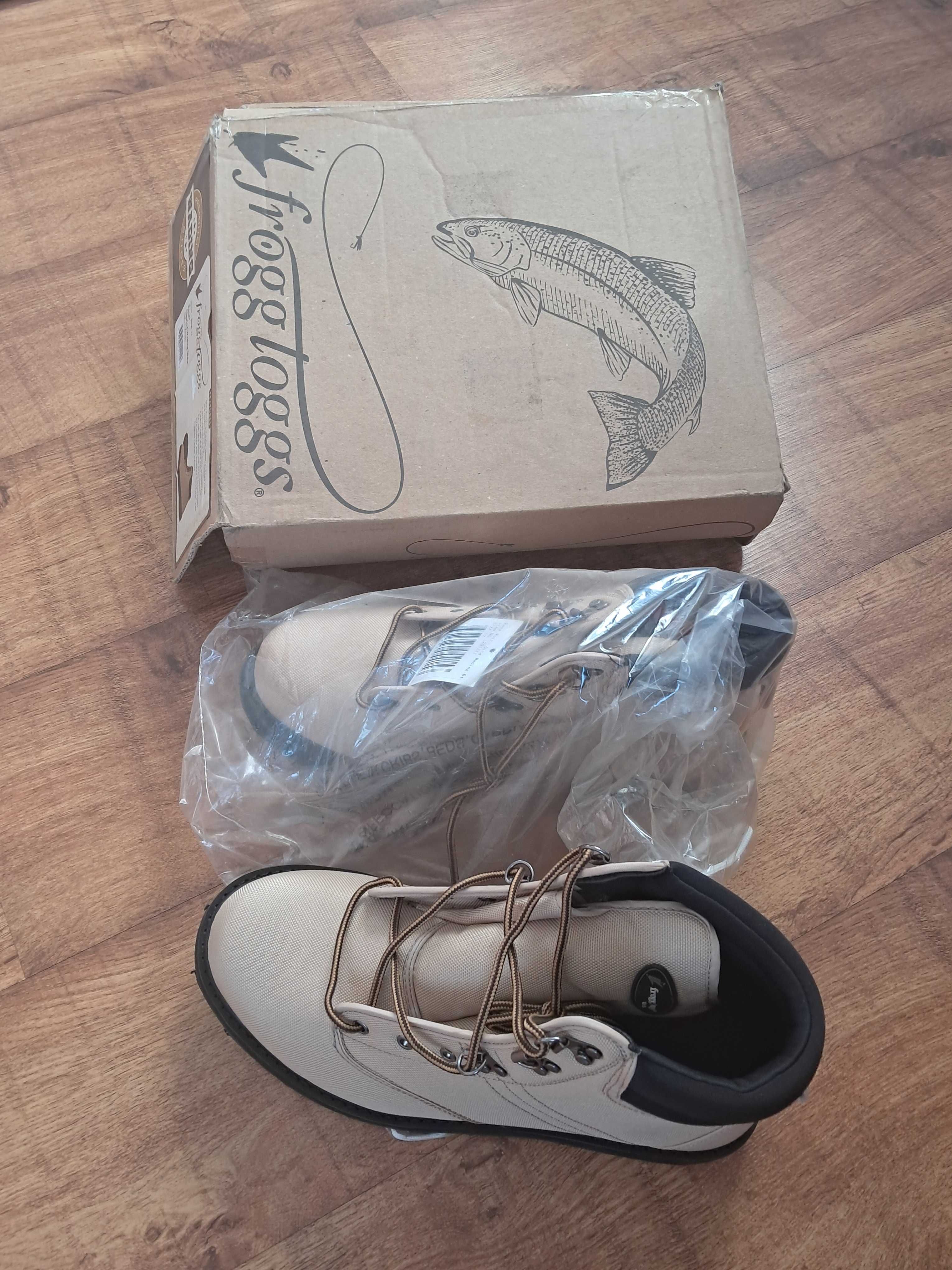 SIMMS Wodery, spodniobuty rozmiar XL NOWE,buty nowe