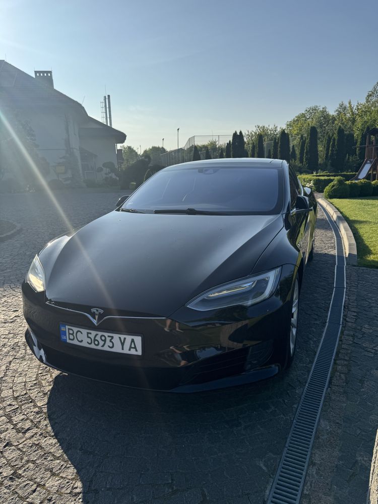 Продам Tesla model S