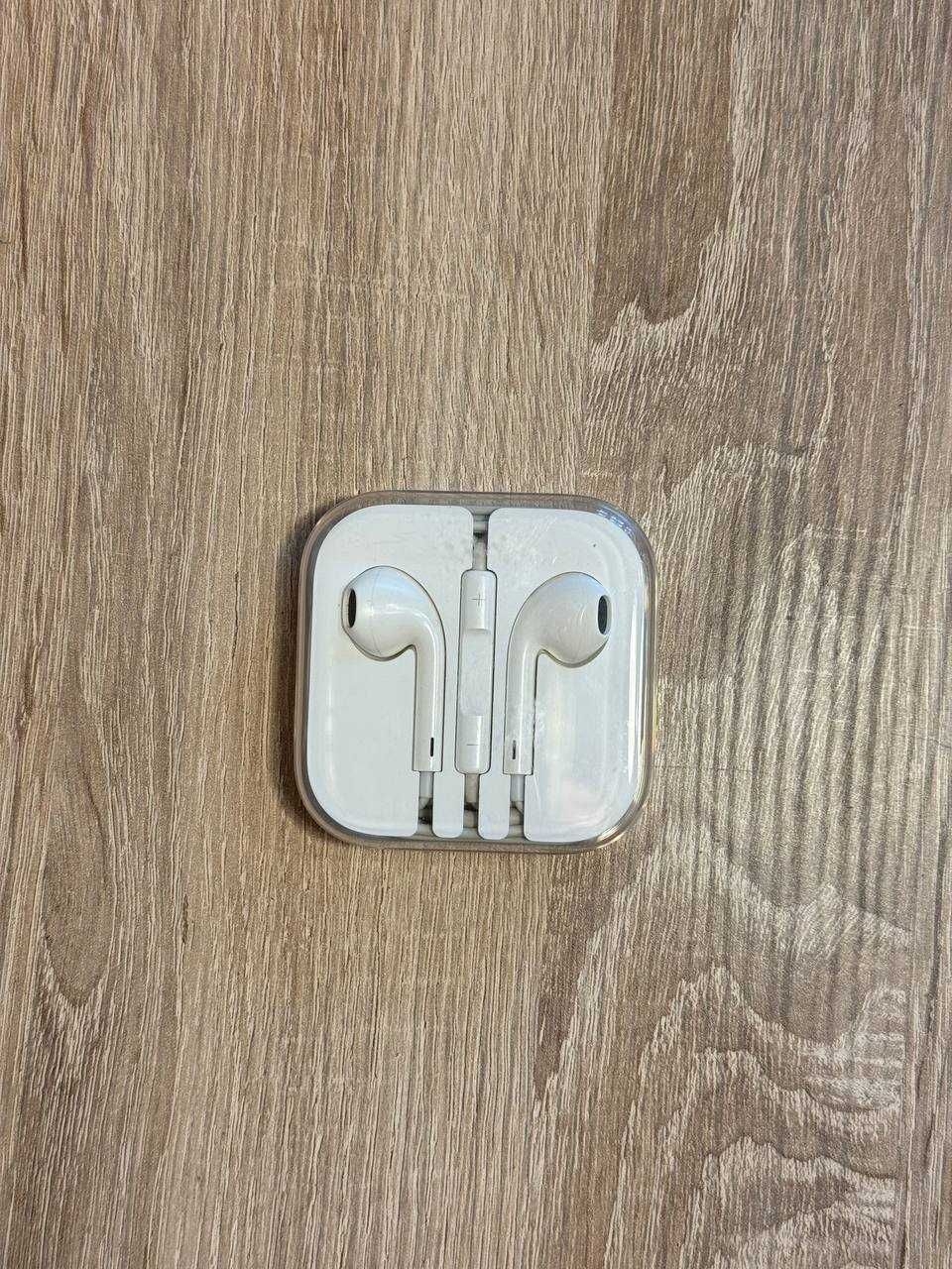 iPhone SE (2016) 128 GB Rose Gold + pełen zestaw + etui