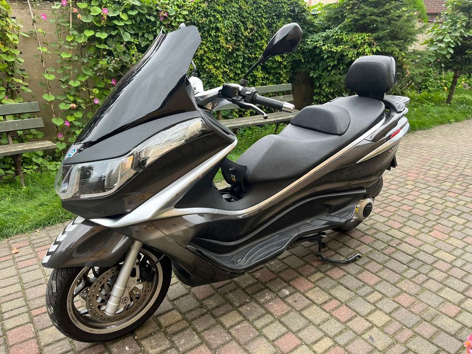 Piaggio X10  125 - 2014 rok - Akrapovic