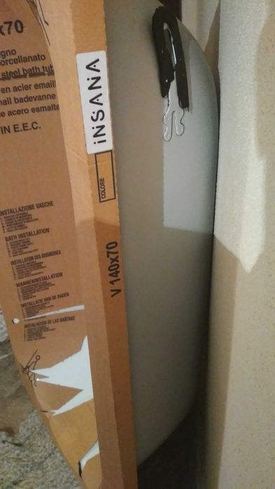 Ванная стальная INSANA без ножек 140х70 НОВАЯ