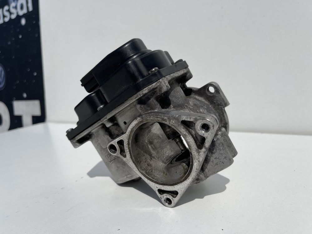 Клапан EGR Passat B6 2.0 CBA Skoda Golf клапан ЕГР Б6 03L131501E