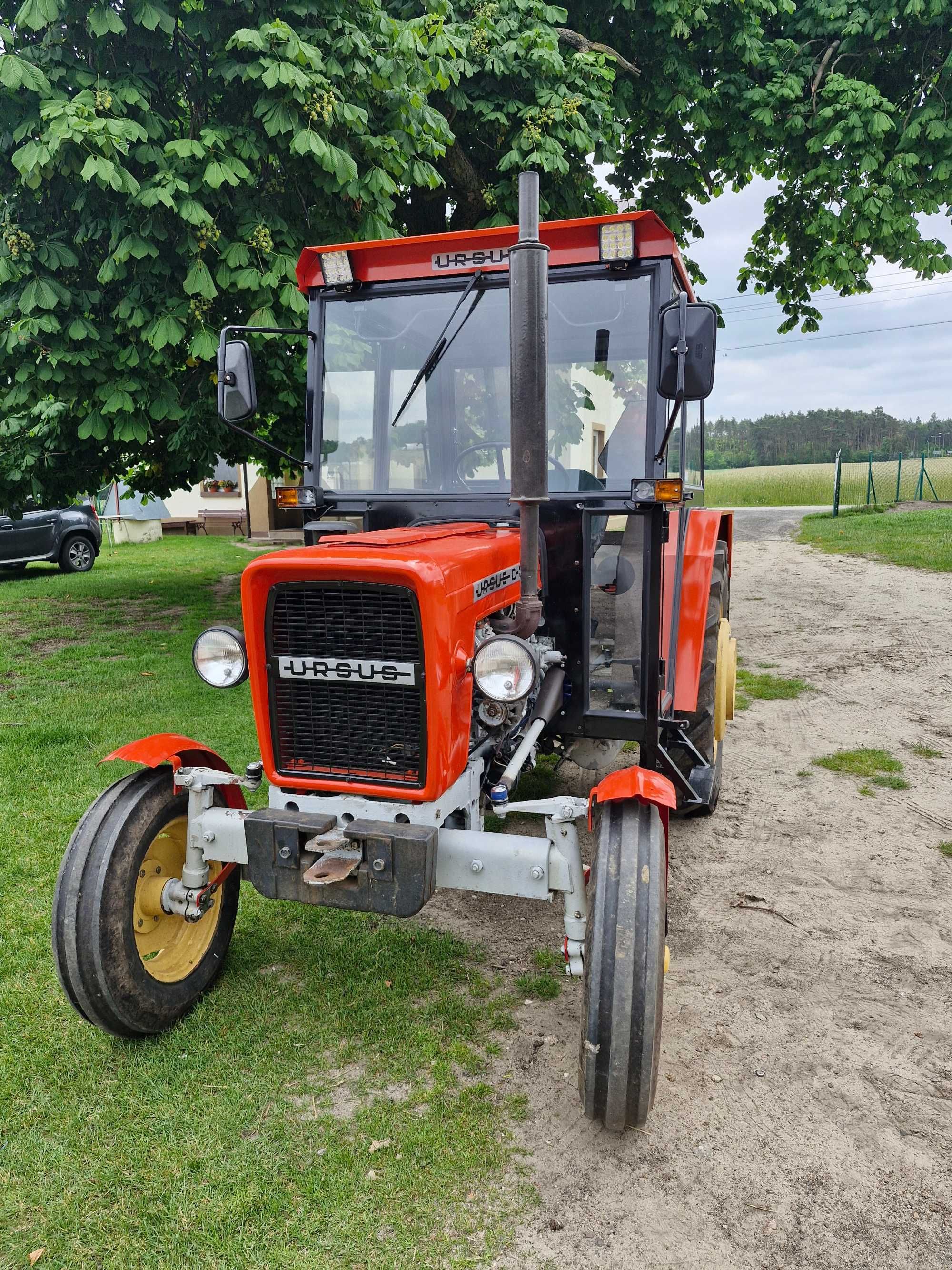 Ciagnik URSUS C330