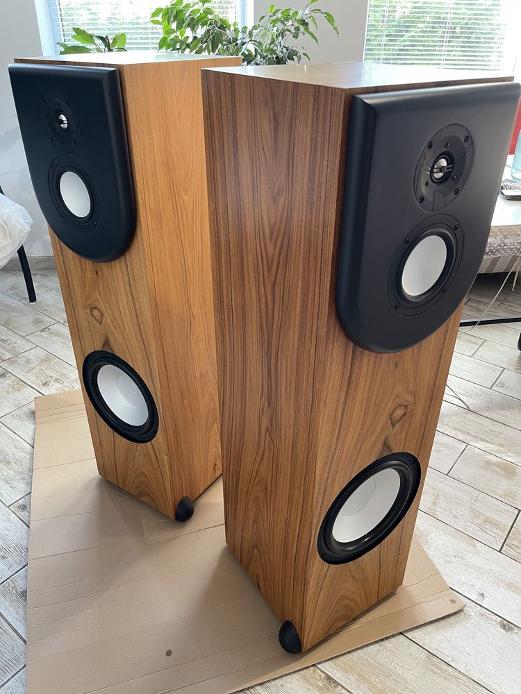 Напольная акустическая система Revel Performa F 30, колонки Revel F 30