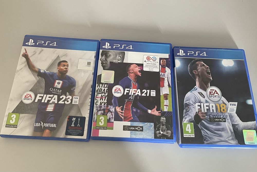 Ps4 slim+3comandos+GtA5,Fifa23,Fifa21 e fifa 18