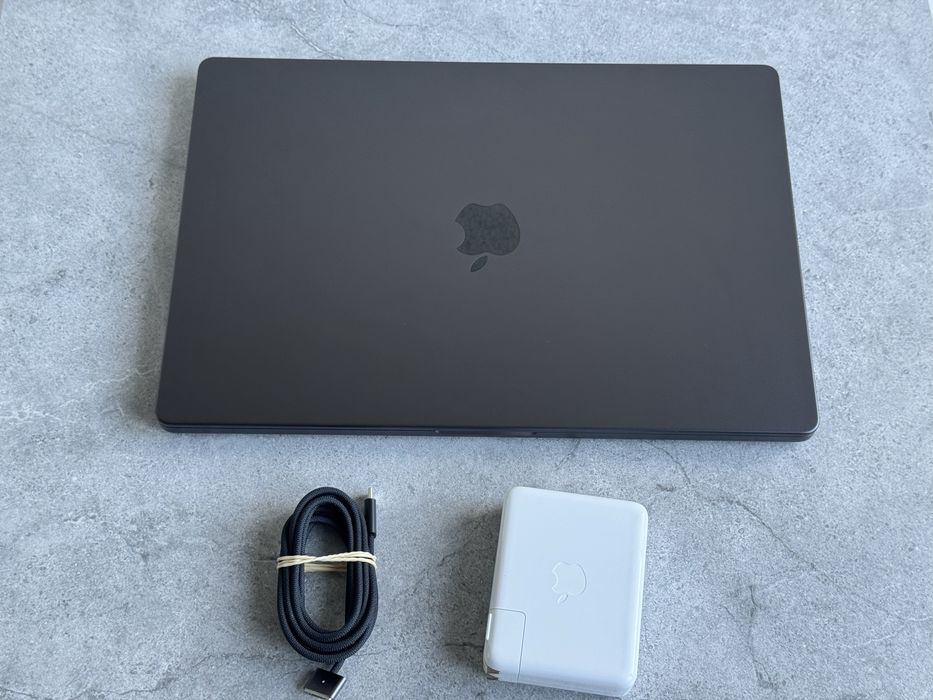 Apple Macbook Pro 16” M3 MAX 36gb/1TB