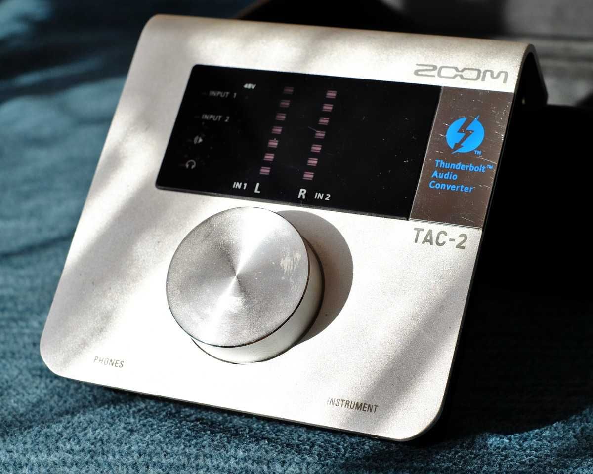 Interfejs audio Zoom TAC-2 Thunderbolt (pod Mac'a)