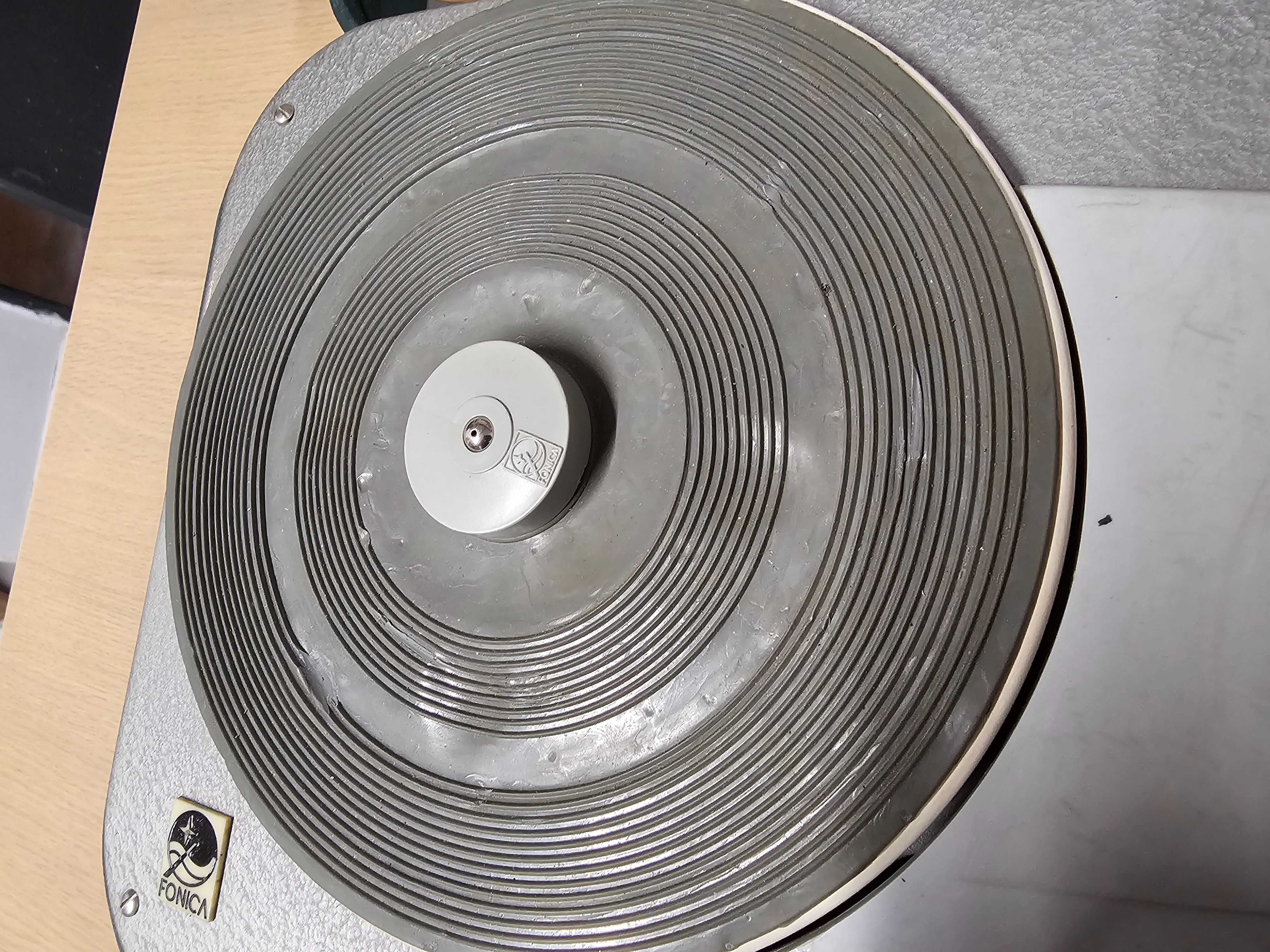 Gramofon walizkowy Fonica