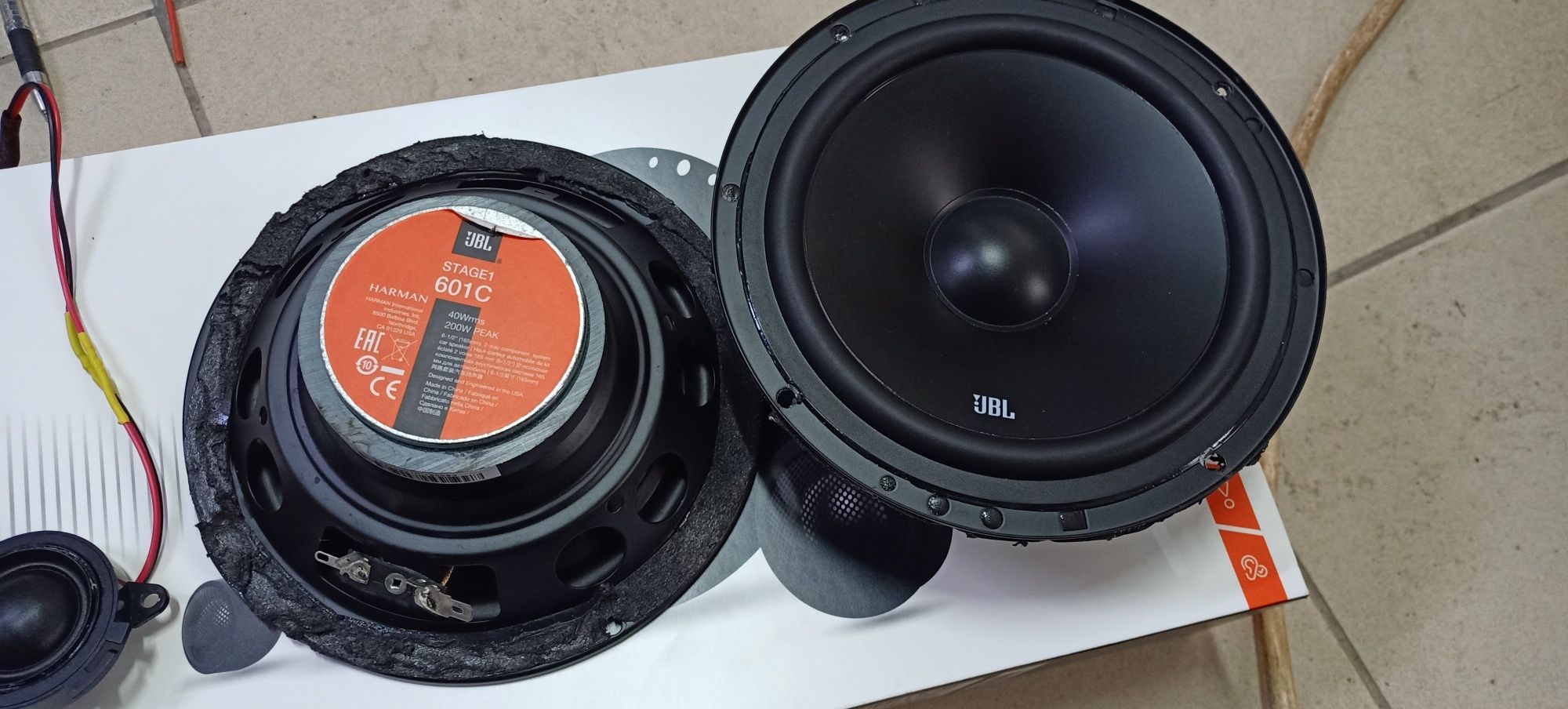 Динаміки jbl.Твітер