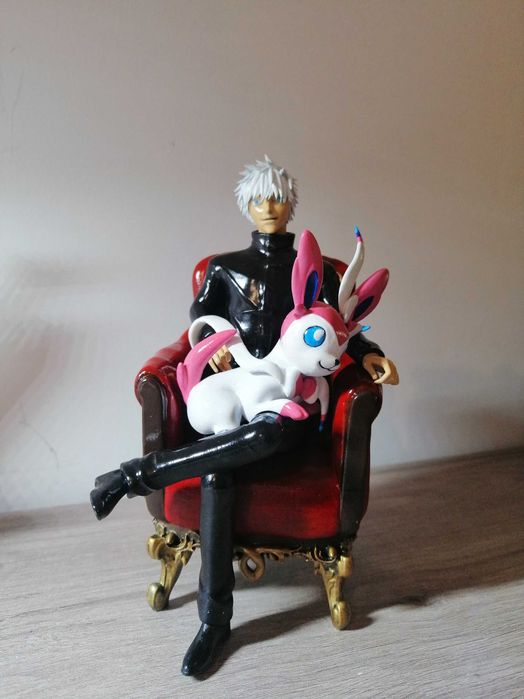 Estátua anime Custom - Gojo Satoru + Sylveon
