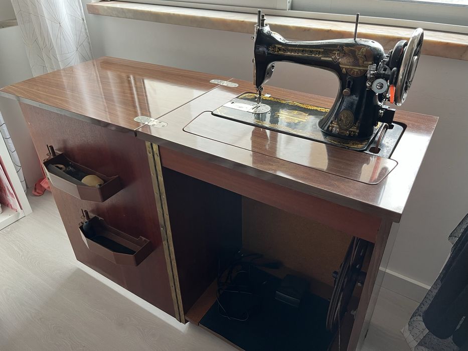 Maquina de costura Singer vintage