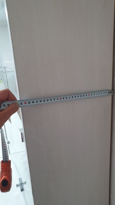 Торгові меблі. Вітрини Чернівці. Меблі для салону