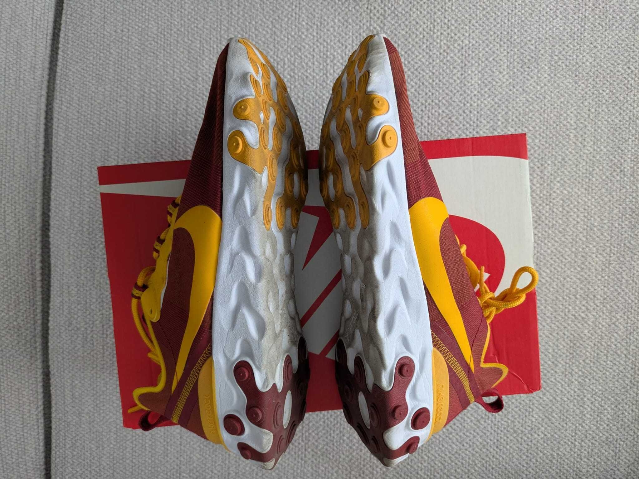 Sapatilhas NIKE REACK ELEMENTS 55 USC homem 43