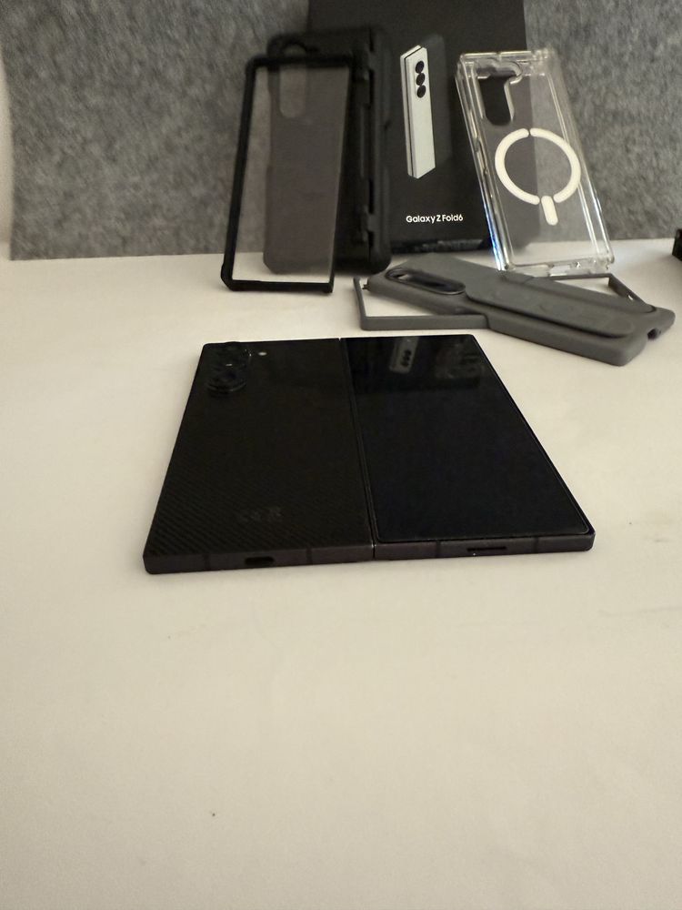 Samsung Galaxy Z Fold 6 256GB Crafted Black (Aceito retomas)