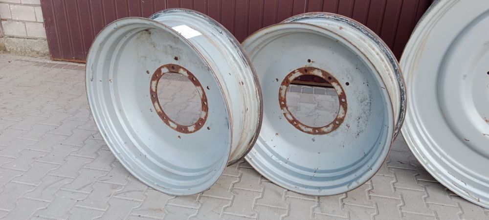 Felgi wąskie do międzyrzędzi CASE NEW HOLLAND