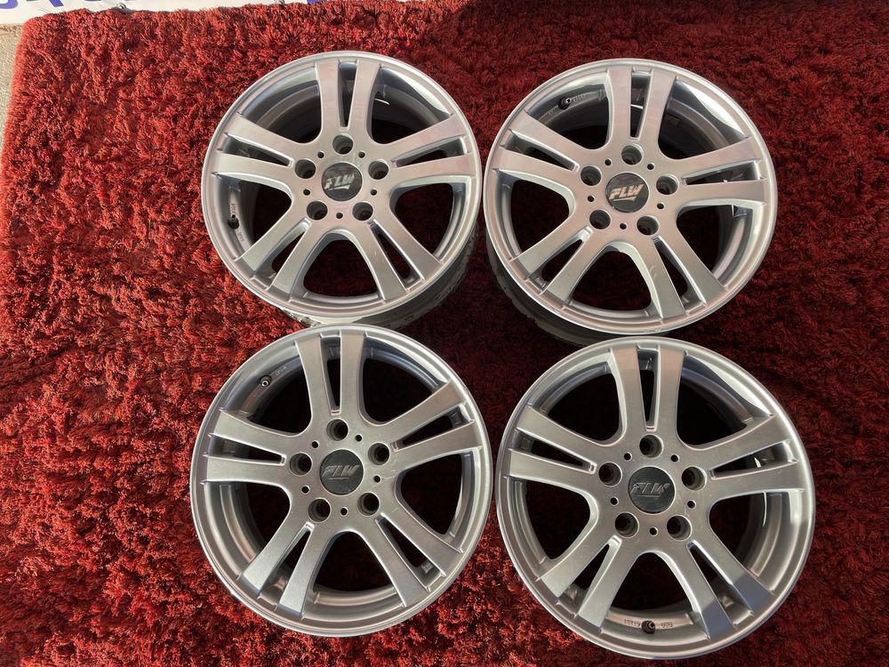 Renault Megan Scenik Zoe Nissan Mitsubishi R15 5x114,3