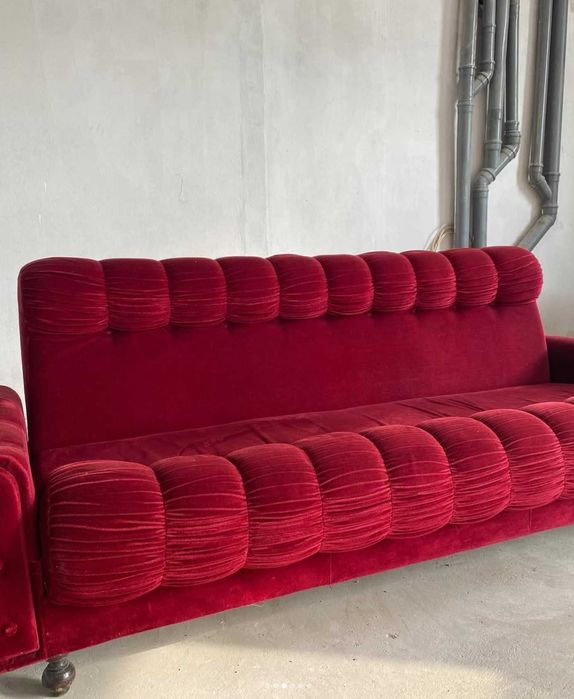 Sofá Vintage Vermelho Veludo