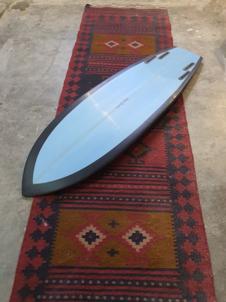 Mona shapes Surfboard Quad (Prancha de Surf)