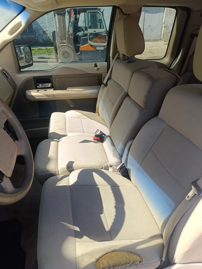 Ford f150 2005 р.в. стоїть на укр реєстрації