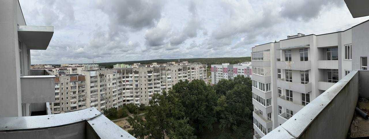 Продаж квартири 9-10 поверх (120 м.кв) Вул Шухевича. м.Новояворівськ