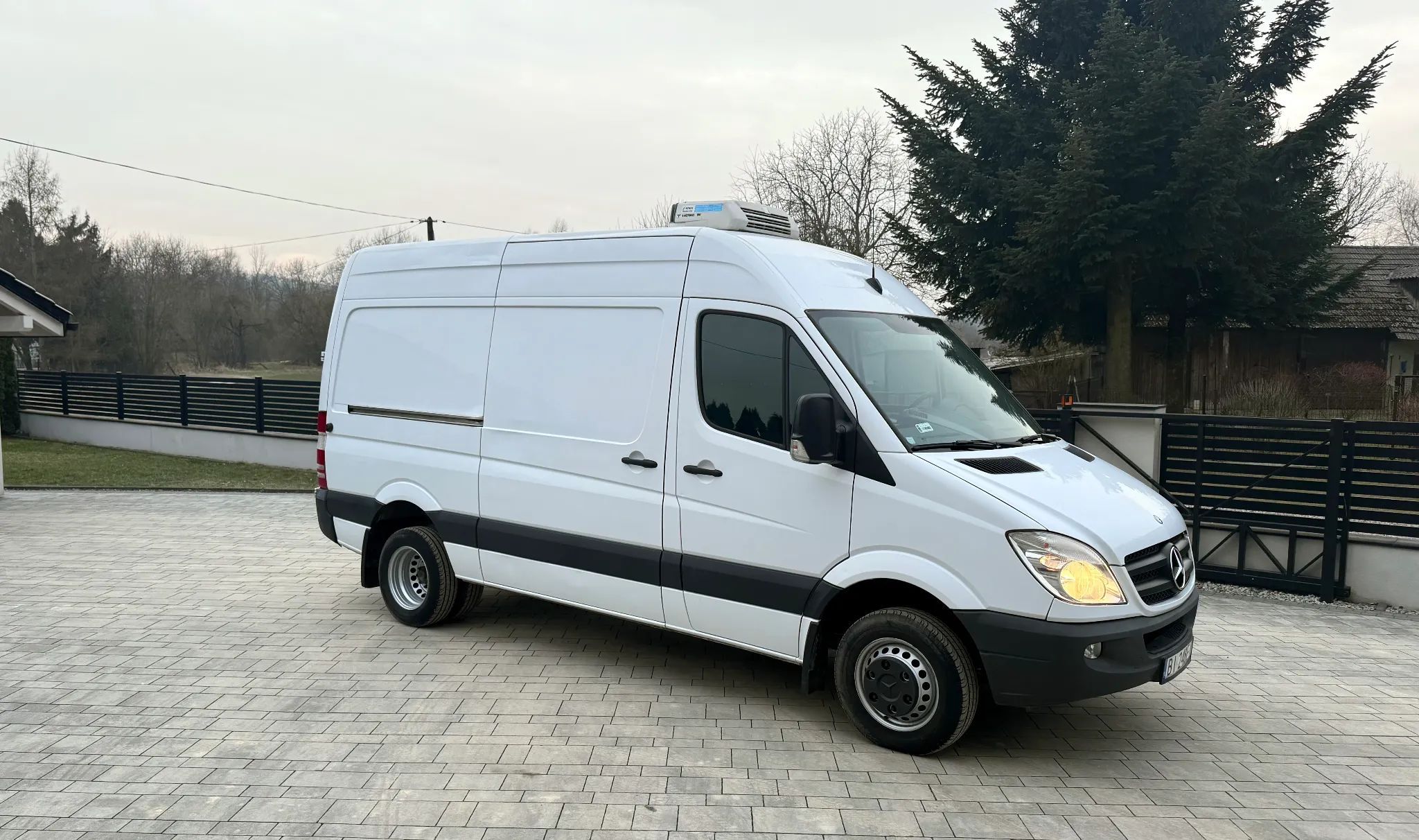 Mercedes-Benz SPRINTER  3.0 V6 519 CHŁODNIA  3,0 V6 190 ps Agergat Chłodzący Izoterma