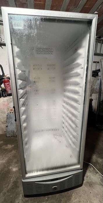 Frigorifico expositor