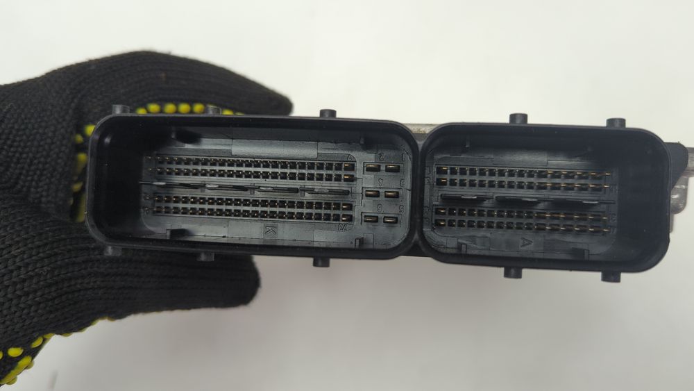 Блок керування двигуна (мотора) для Volkswagen Passat 2015-2022