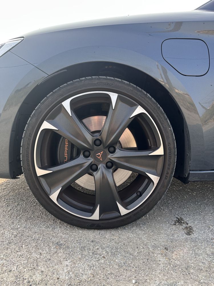 Cupra leon VZ 245 cv