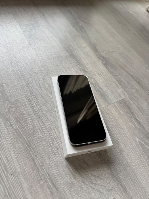 iPhone 16 Pro Max 1TB biały tytan
