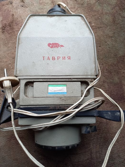 Фотозбільшувач  Таврія