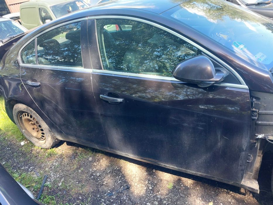 Drzwi prawe przod przednie opel insignia a  kolor  z41c  2013r