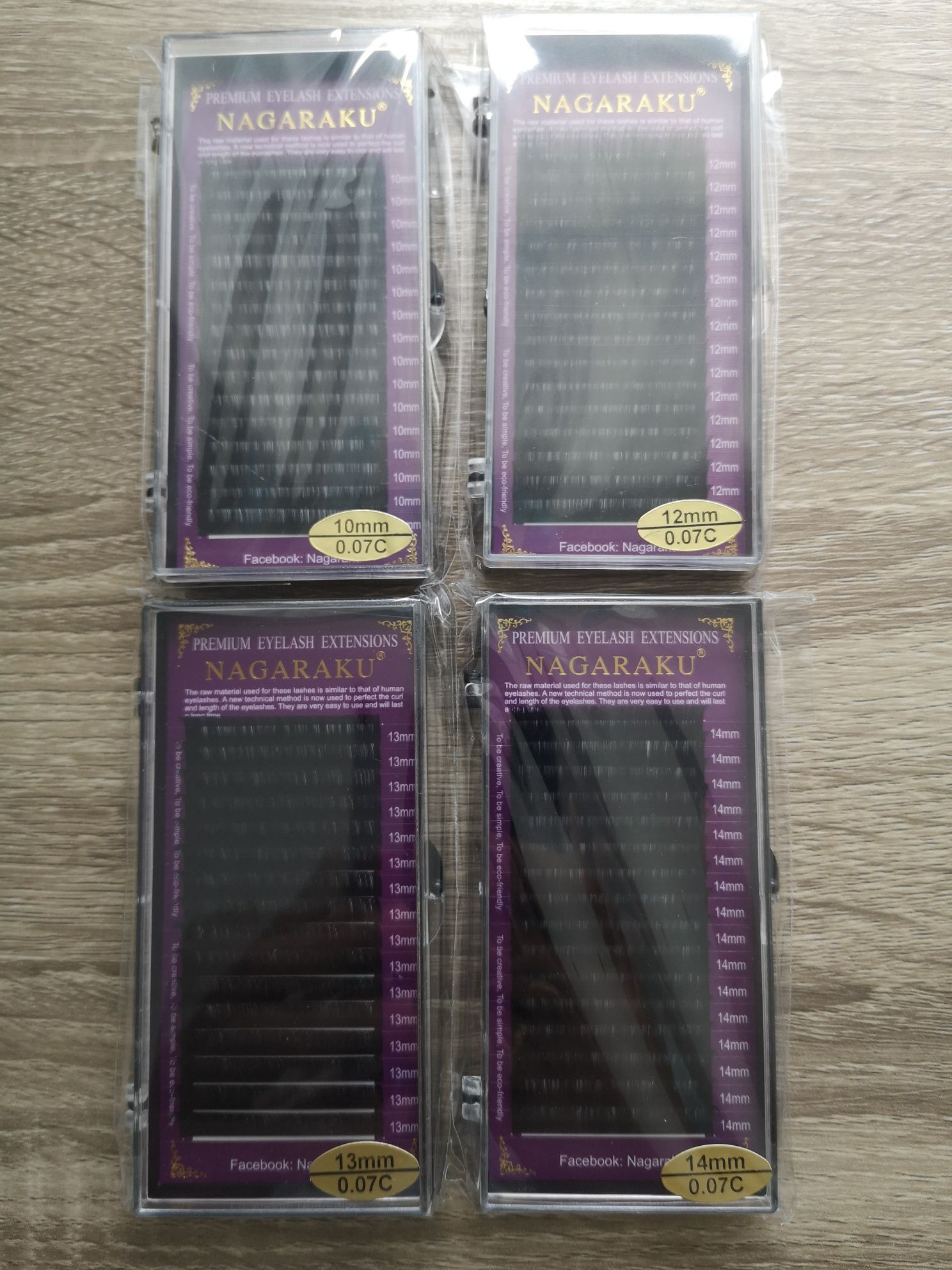 Cztery paletki Nagaraku Premium Lashes