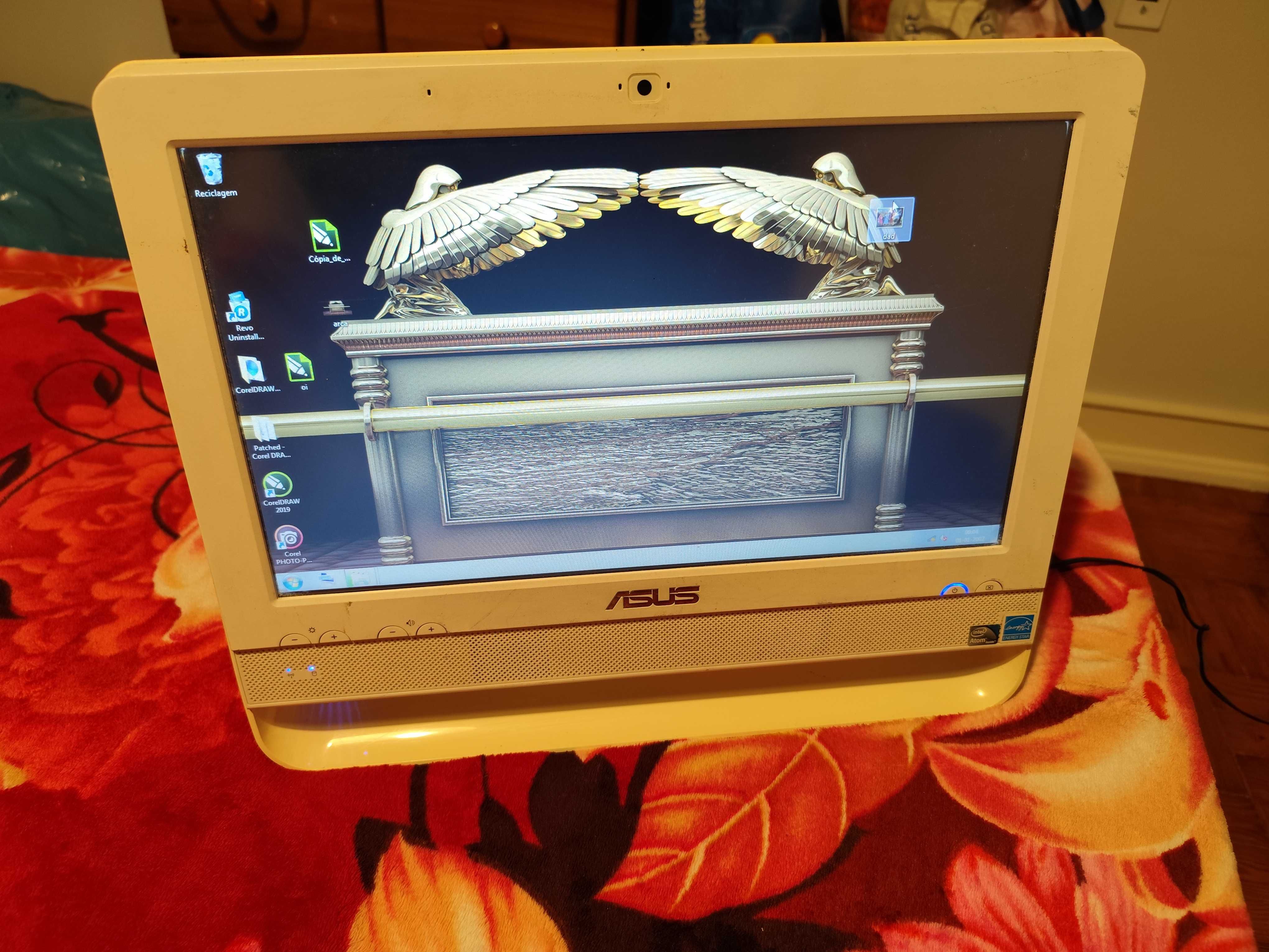 PC All-in-One ASUS ET1611PUT – 15,6'' – Windows 7 Original