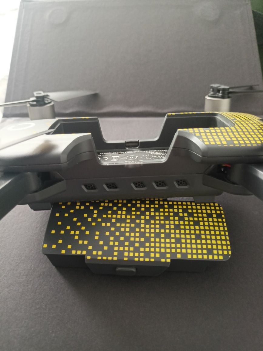 Dron X-bee fold one