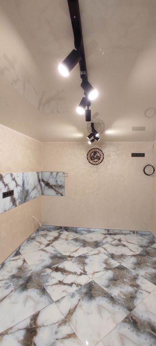 Укладання плитки швидко, надійно та якісно.  Плиточні роботи під ключ.