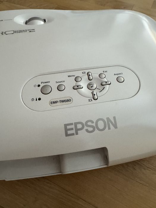 Epson EMP-TW680 проектор