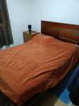 Cama de Madeira, com estrado, sem colchão.