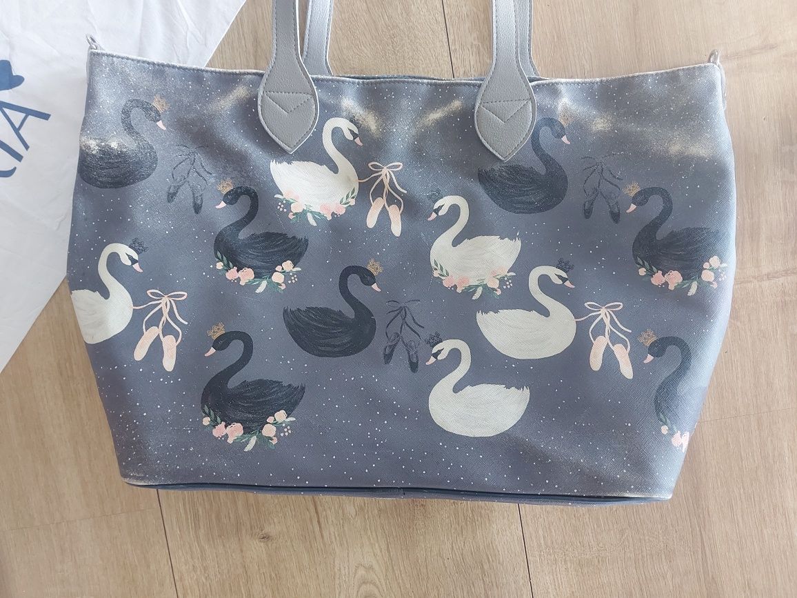 Torba LaMillou Feeria rozmiar M z saszetką Black Swan