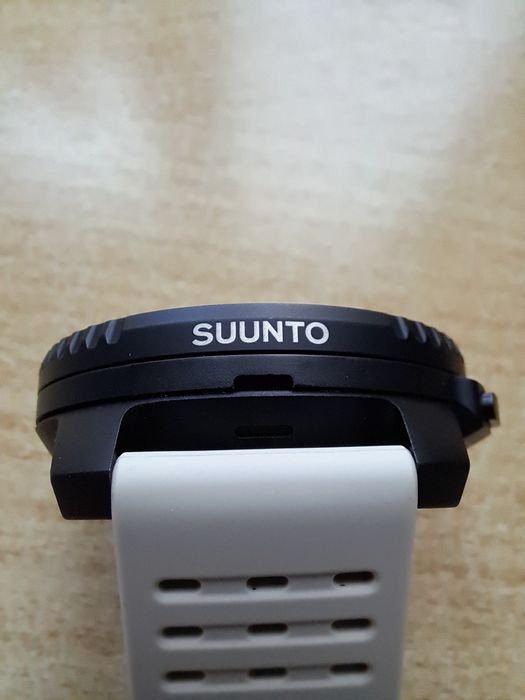 Smartwatch Suunto Vertical Black Sand jak nowy