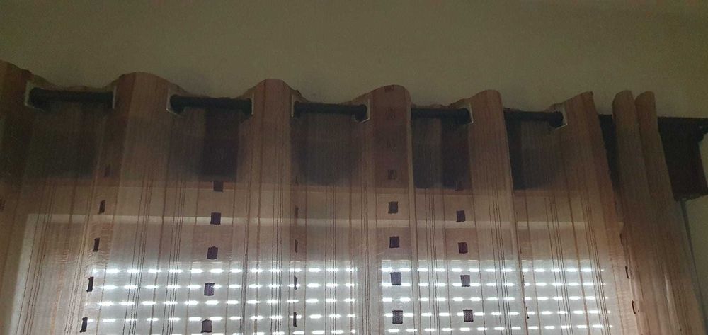 Cortinas Castanhas