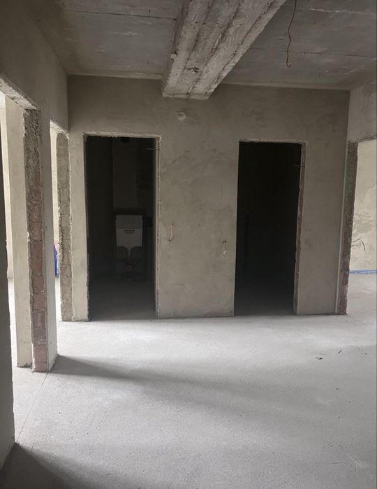 Продаж 2-кім квартири у зданій новобудові, район Майдану