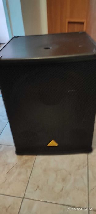 Subwoofer Behringer