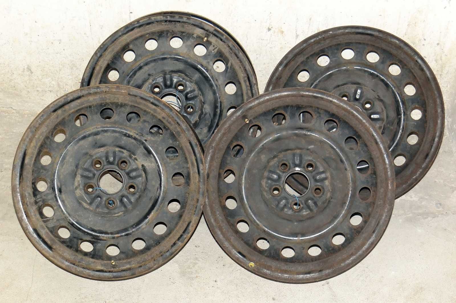 Stalowe felgi Toyota 61/2 J x 16 H2, ET 45, 5x100 mm 4 sztuki