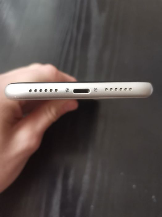 Продам айфон 11 128 гб